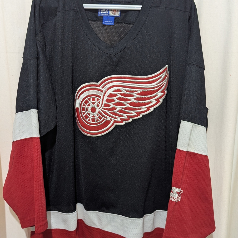 90s Detroit Red Wings Jersey